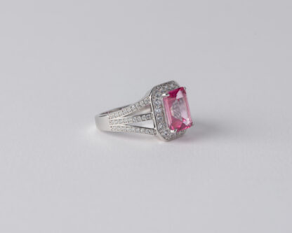 Anillo Garibaldi Topacio Rosa